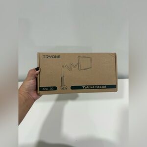 EUC Kindle/Tablet Holder in White